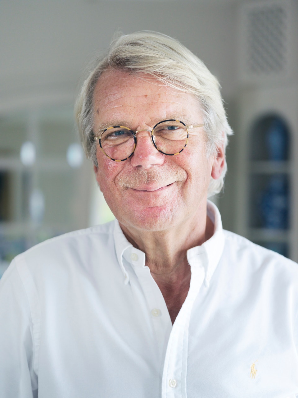 Porträttbild på Nalle Wahlroos.