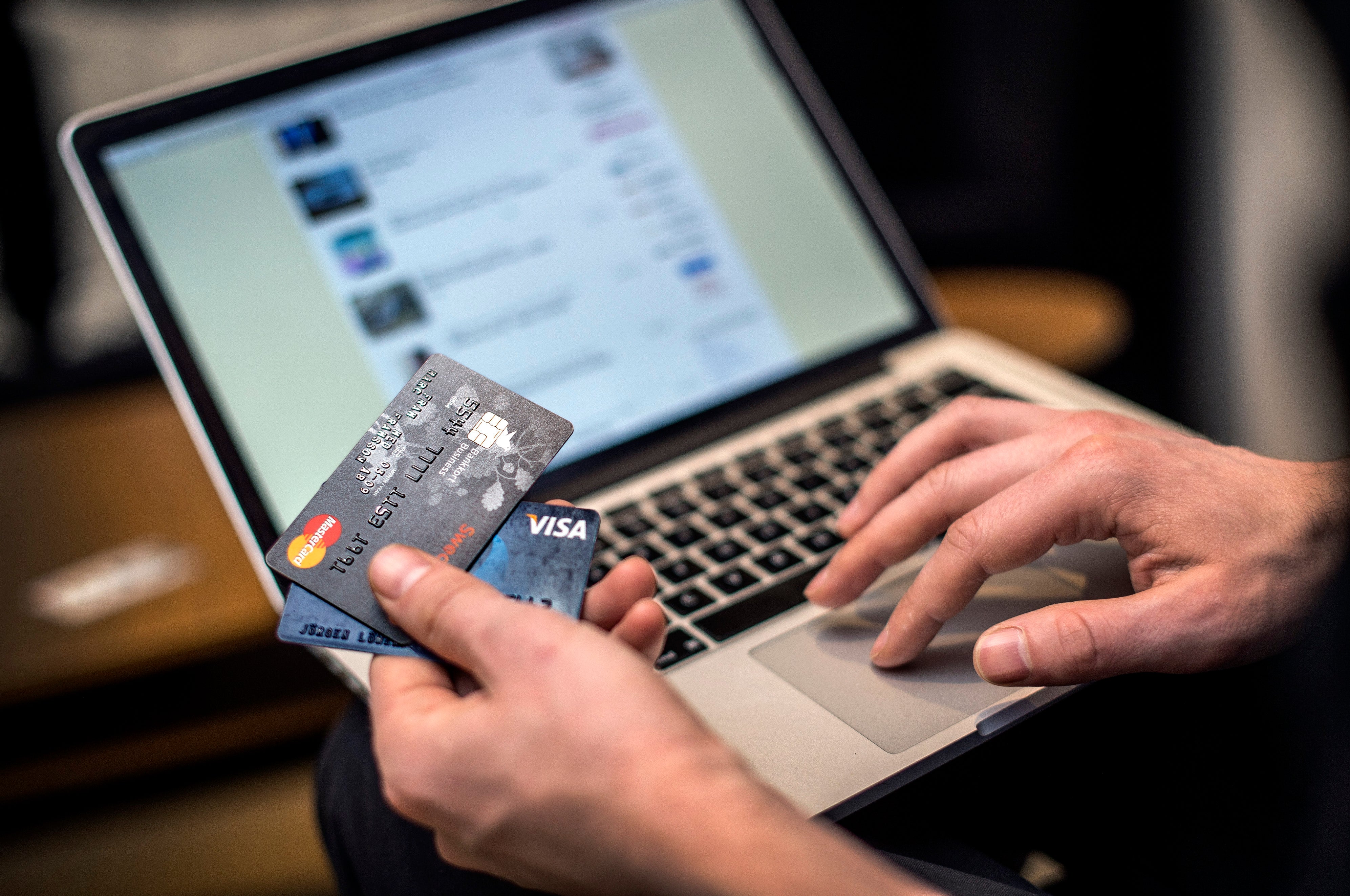 E-handeln växer bland svenskarna