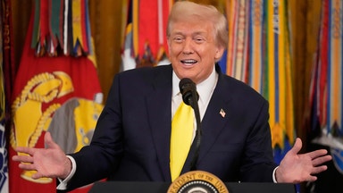 Trump öppnar för tullsänkning