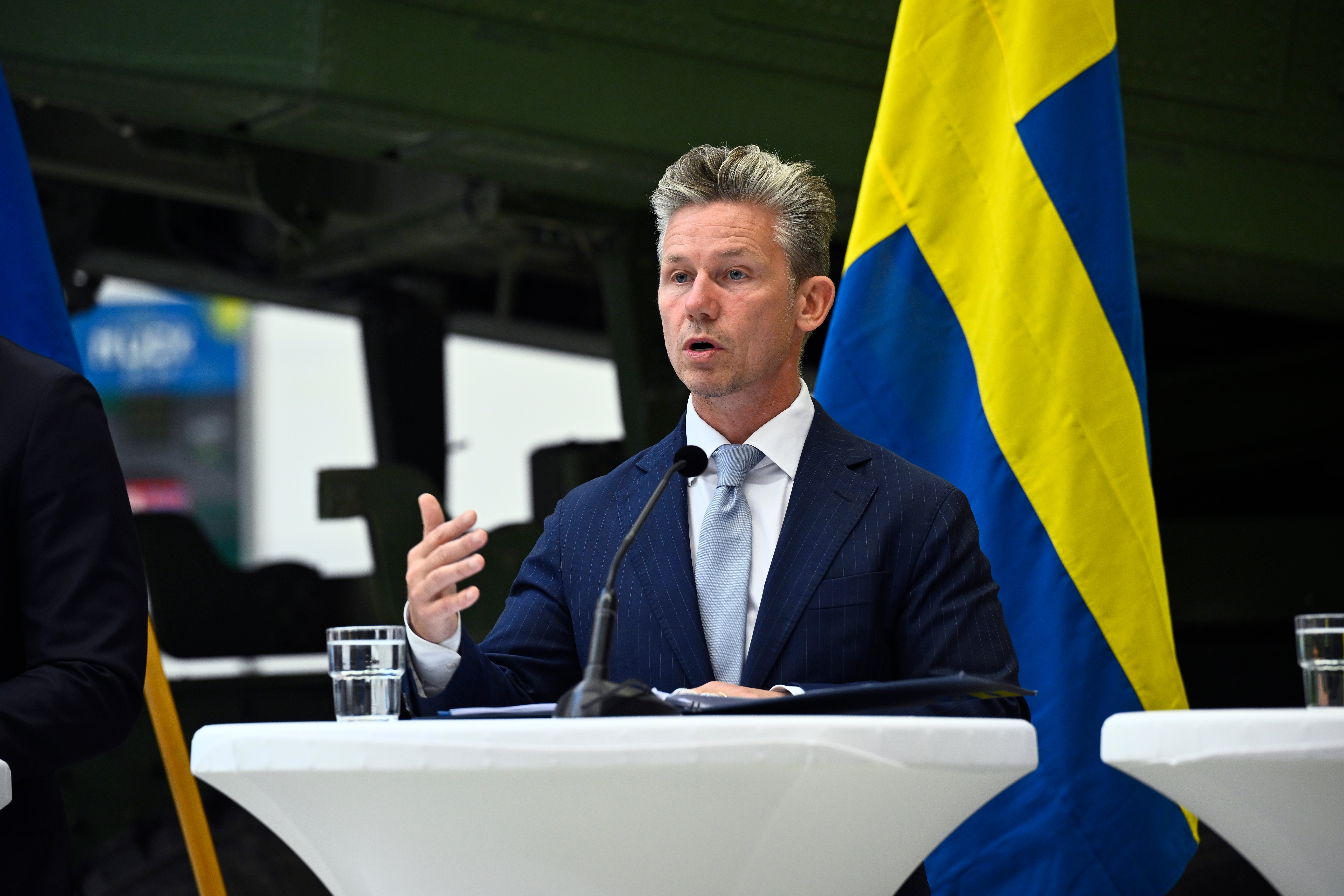 Sverige ska köpa amerikanskt raketartilleri