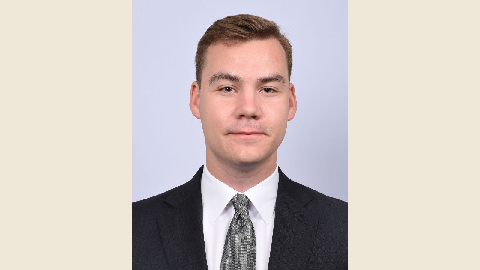 Viktor Hökenhammar, fastighetsanalytiker på Pareto Securities