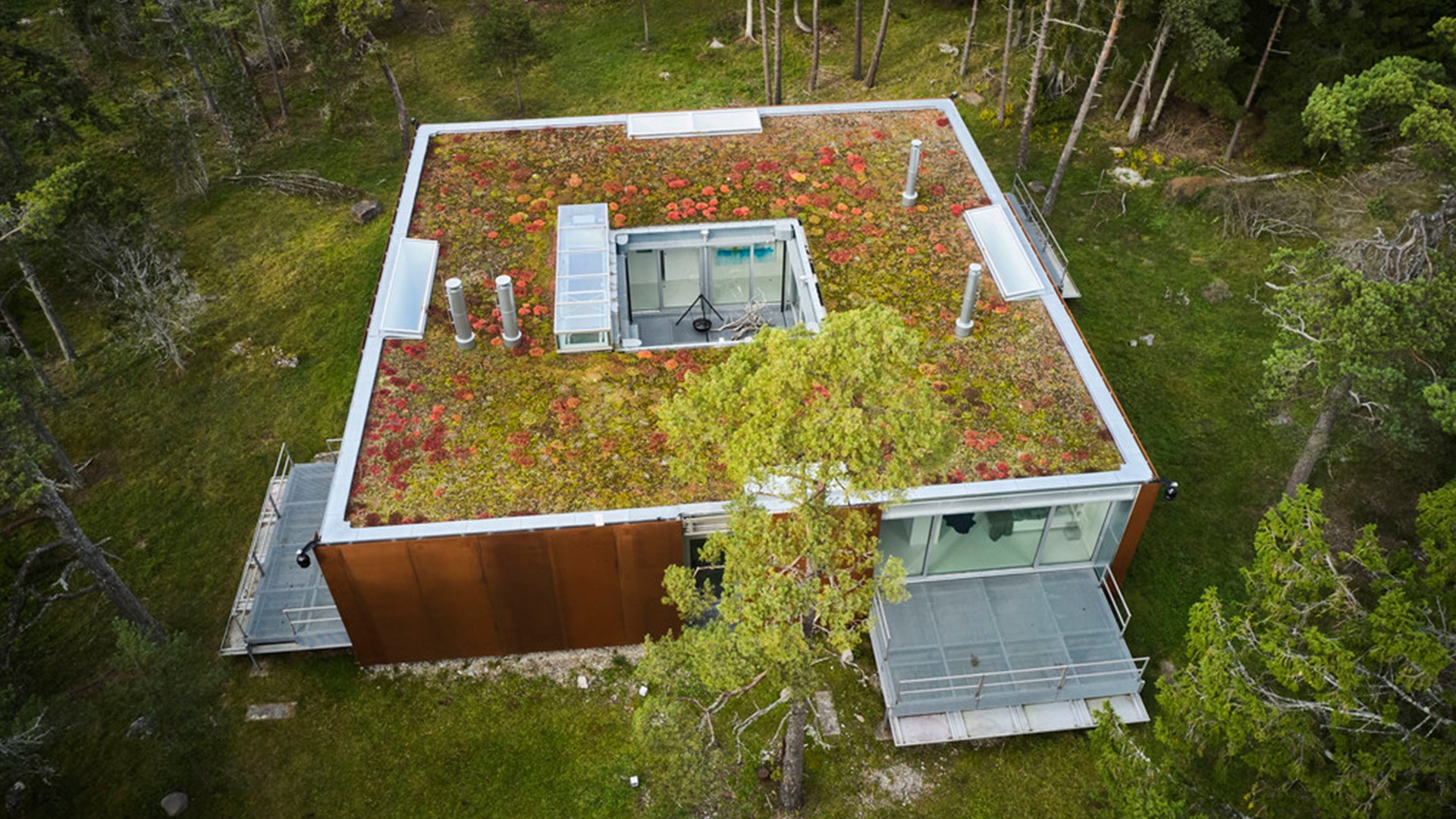 Rostiga kuben, Studio Furillen