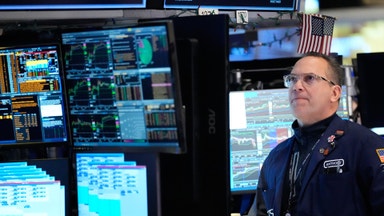 Helgrön börs i USA när marknaden inväntar besked om eldupphör