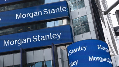 Uppgifter: Storbanken varslar 2 500 anställda efter rekordår