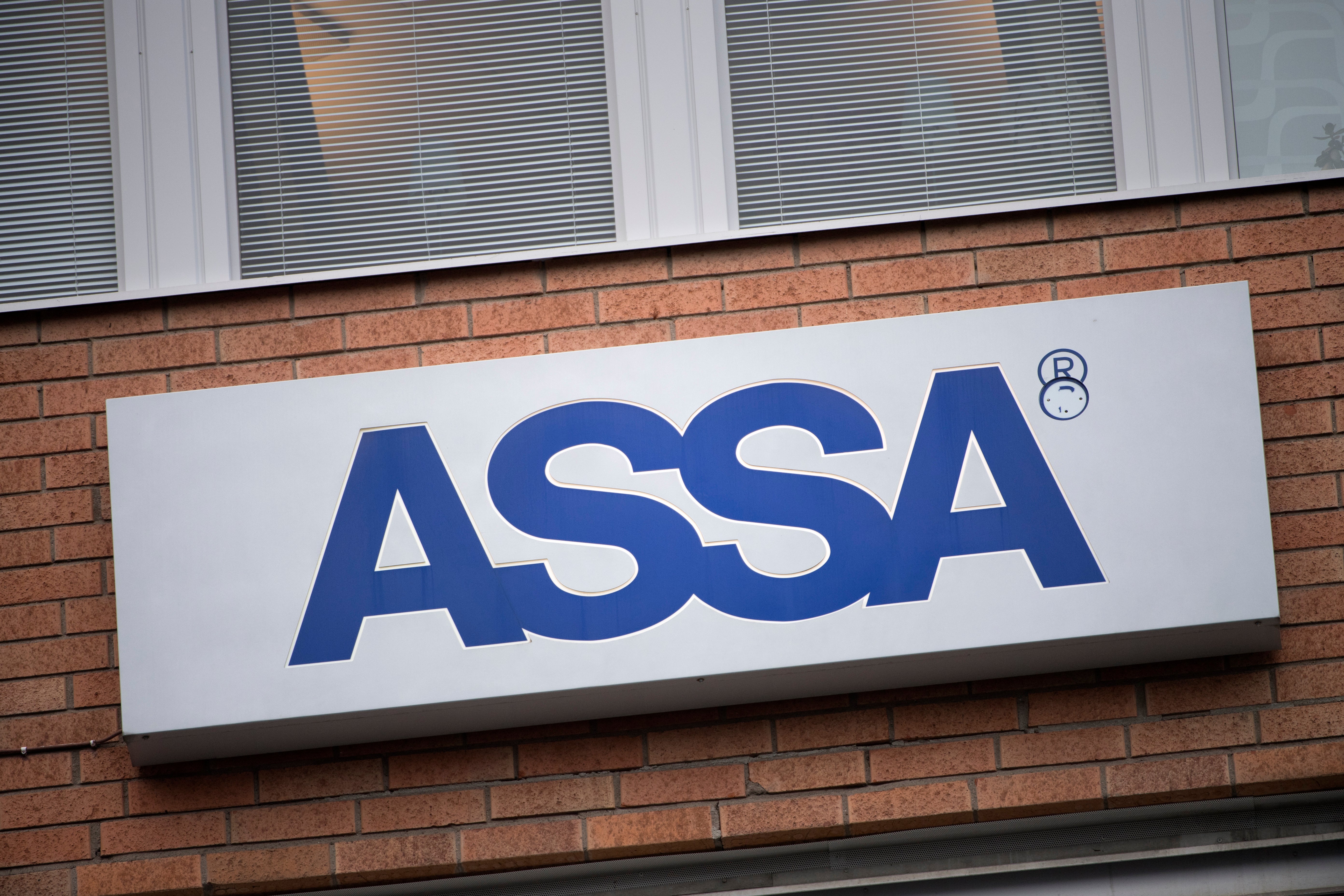 Assa Abloy köper kanadensiskt bolag