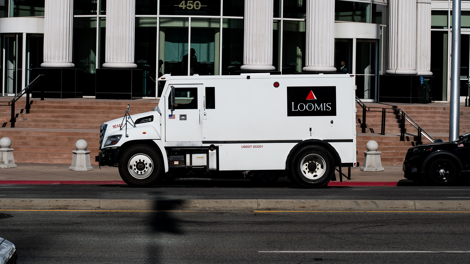 Ture Wester: Loomis är en väloljad kassaapparat – köp