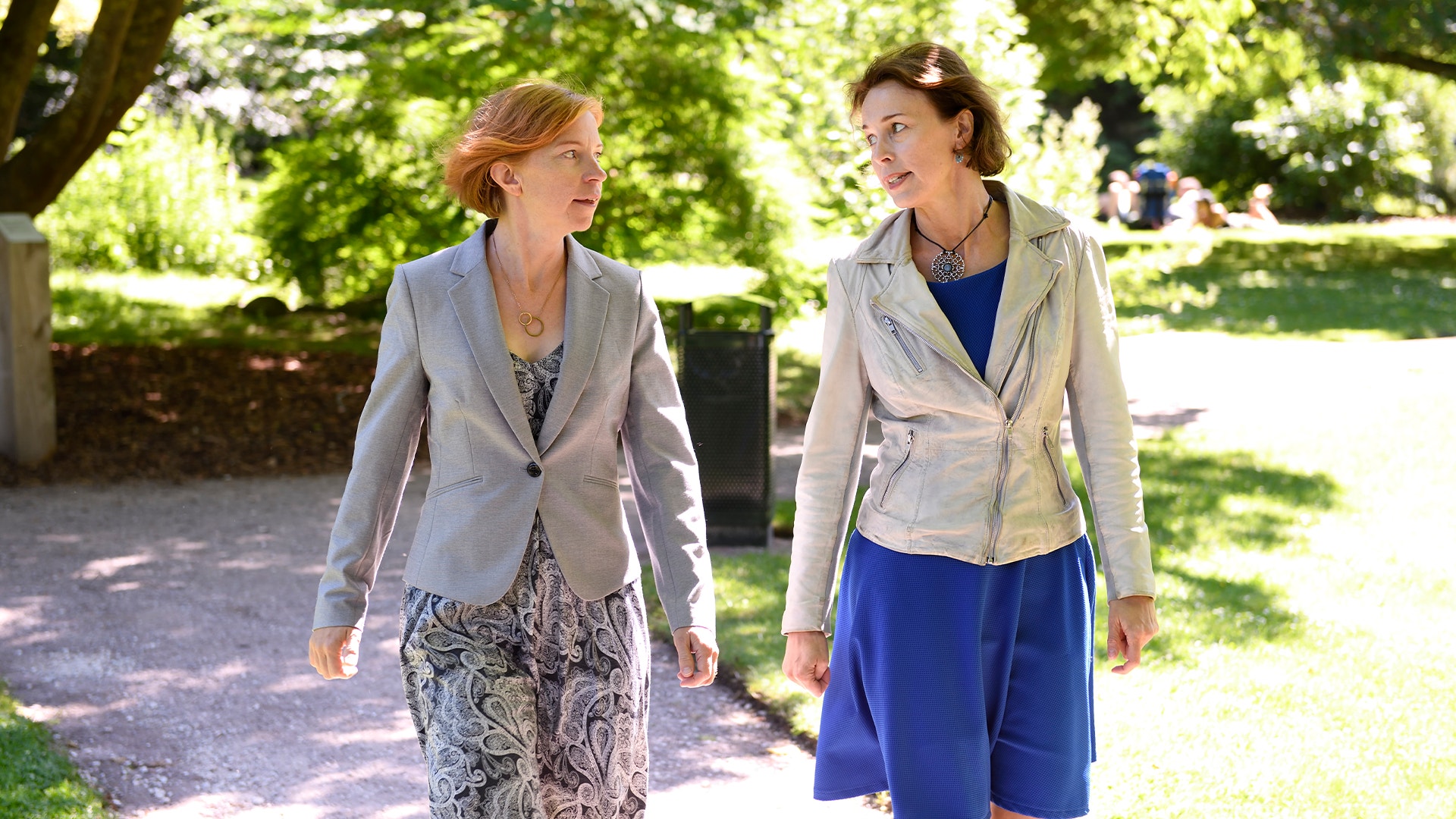 Karin Bodin med sin äldre syster Anna som dog i cancer 2019.