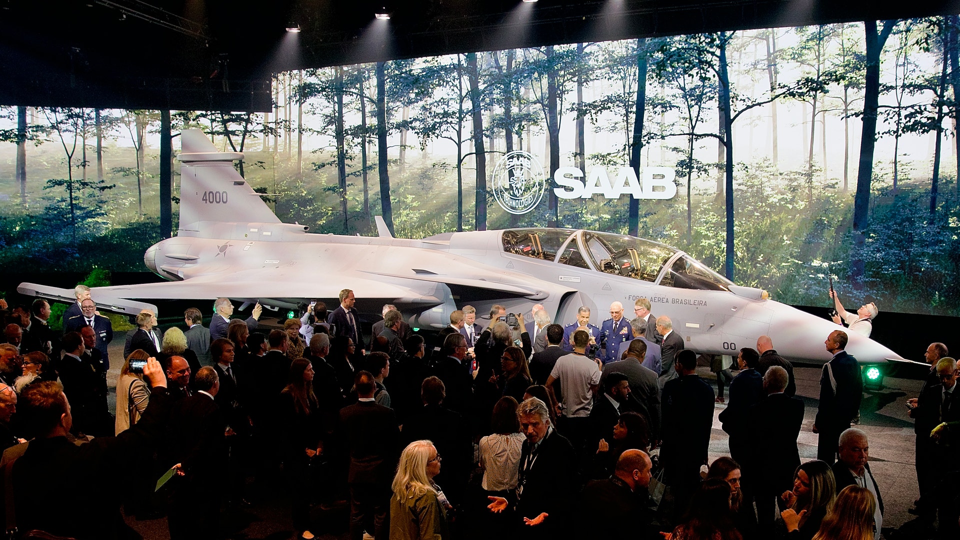 Gripen F