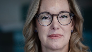 Så ställer Victoria Svanberg om imperiet – för att skydda familjens arv