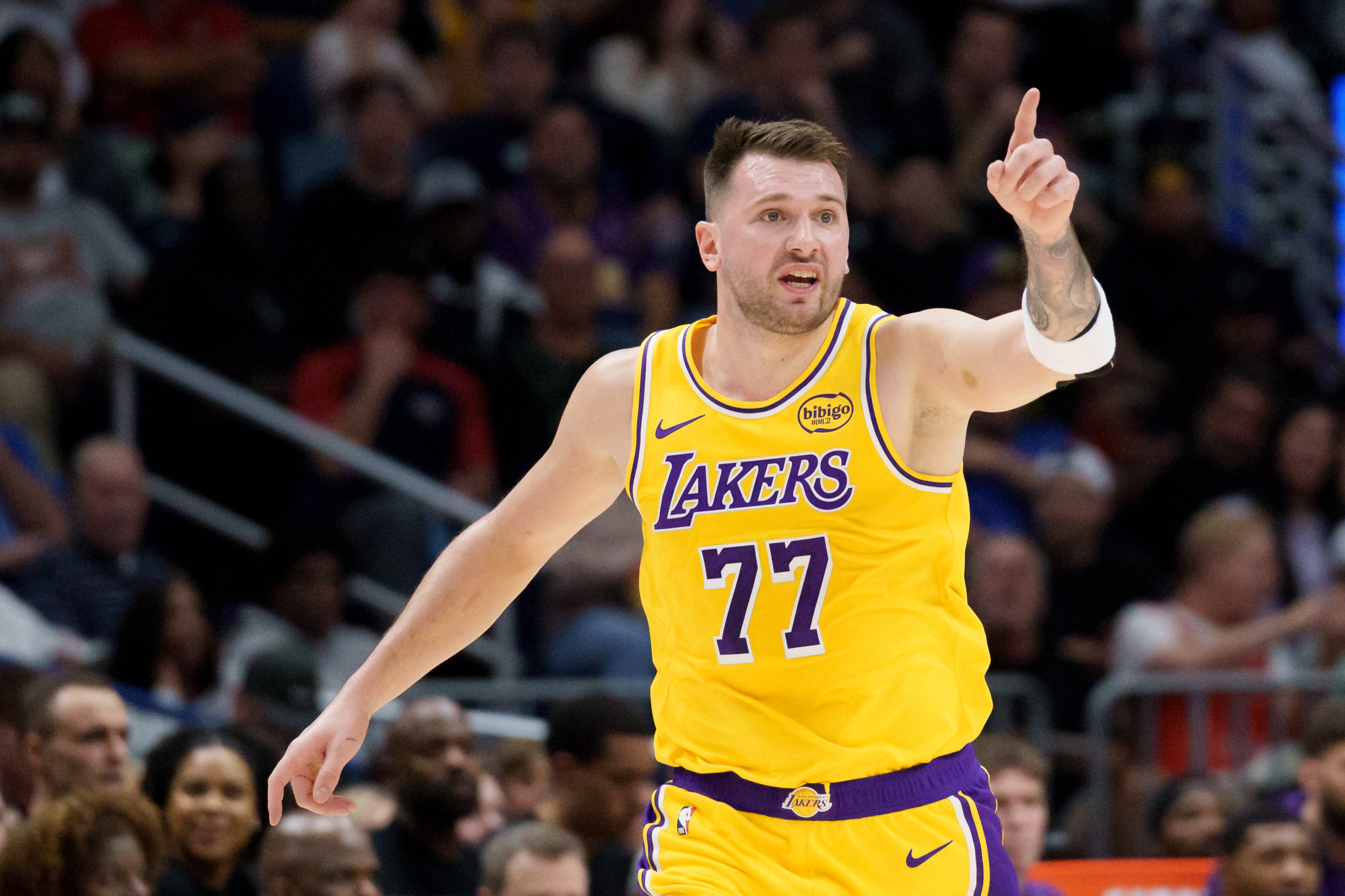 Källor: Klassiska basketlaget säljs för rekordsumma