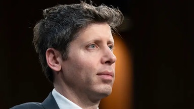 Efter masskjutningen: OpenAI-chefen ber om ursäkt