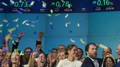 Försiktighet och yra i Hormuzrallyt: ”Styrka föder styrka”