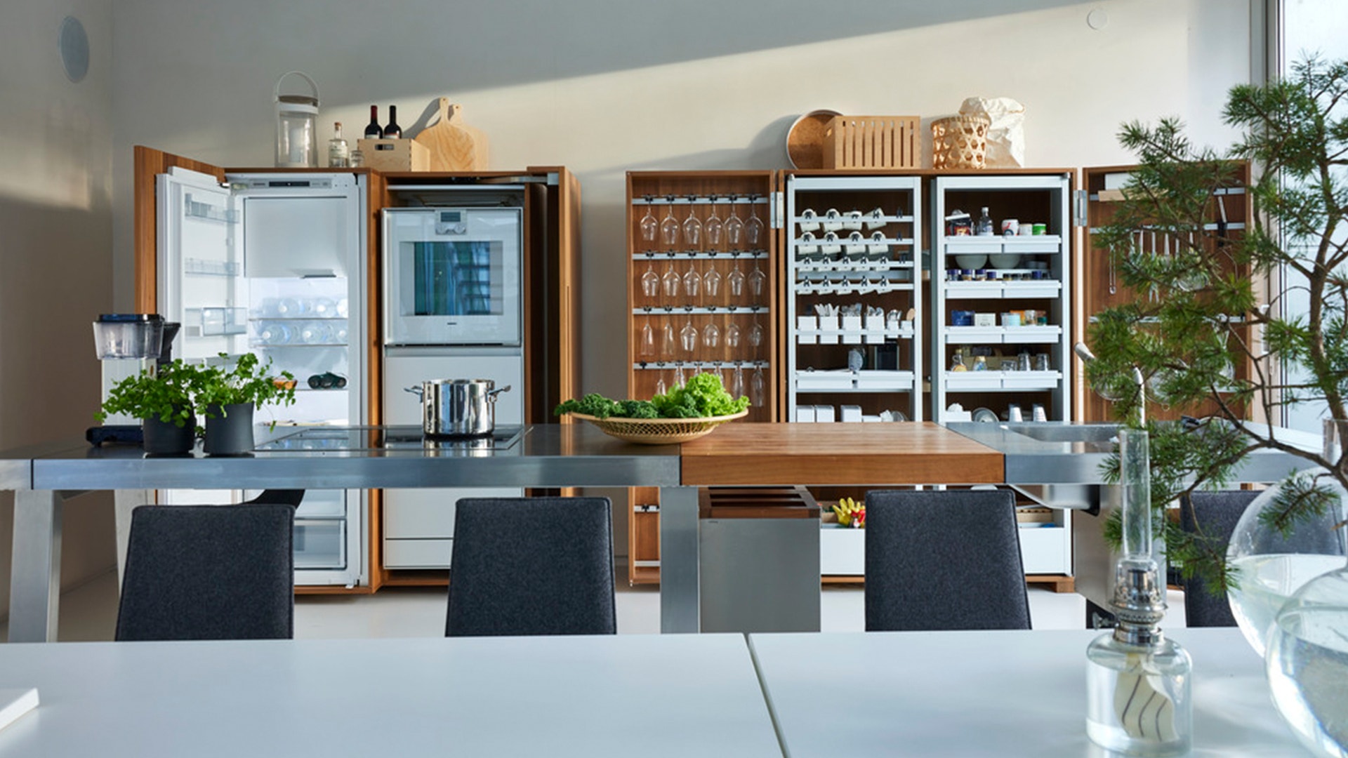 Rostiga kuben, studio Furillen