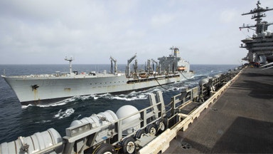 Blockaden biter i Hormuzsundet – fartyg vänder om eller stannar