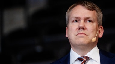 Storbanken säljstämplar Sandvik