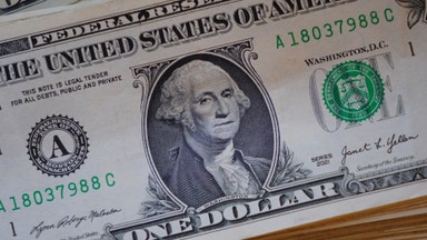 Dollarn faller när jobben minskar i USA: ”Mer att grubbla över”