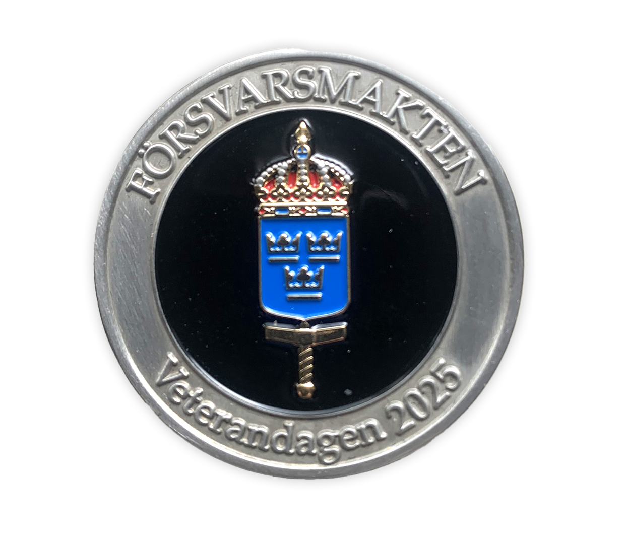 Medalj av försvarsmakten till veteraner inför veterandagen 2025.