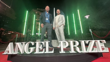 Ash Pournouri stämmer Avicii AB