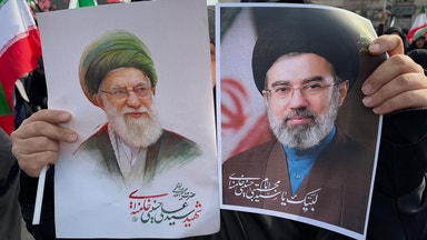 Iran öppnar för trafik genom Hormuzsundet