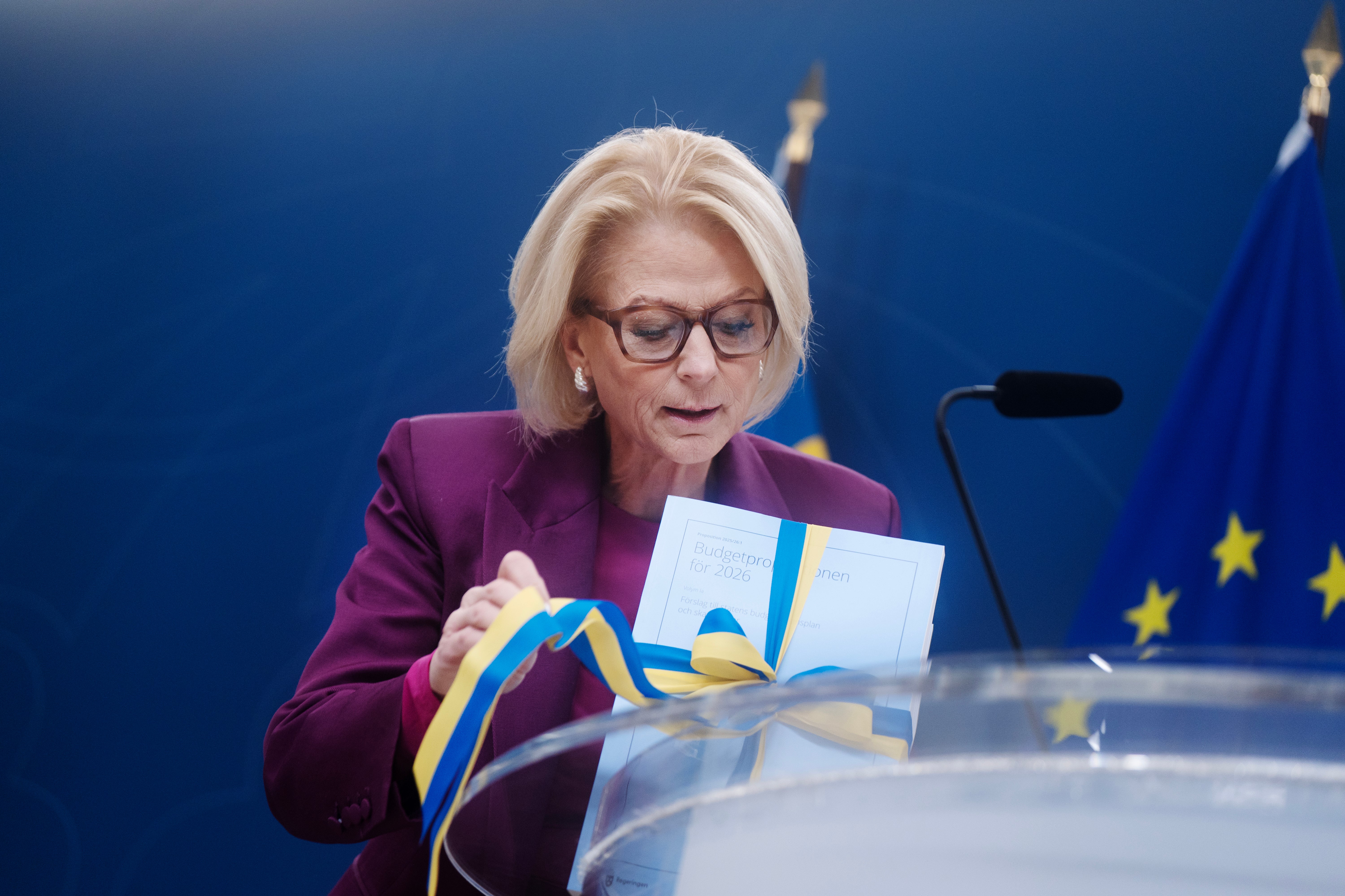 Regeringen sänker BNP-prognos för i år