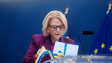 Regeringen sänker BNP-prognos för i år