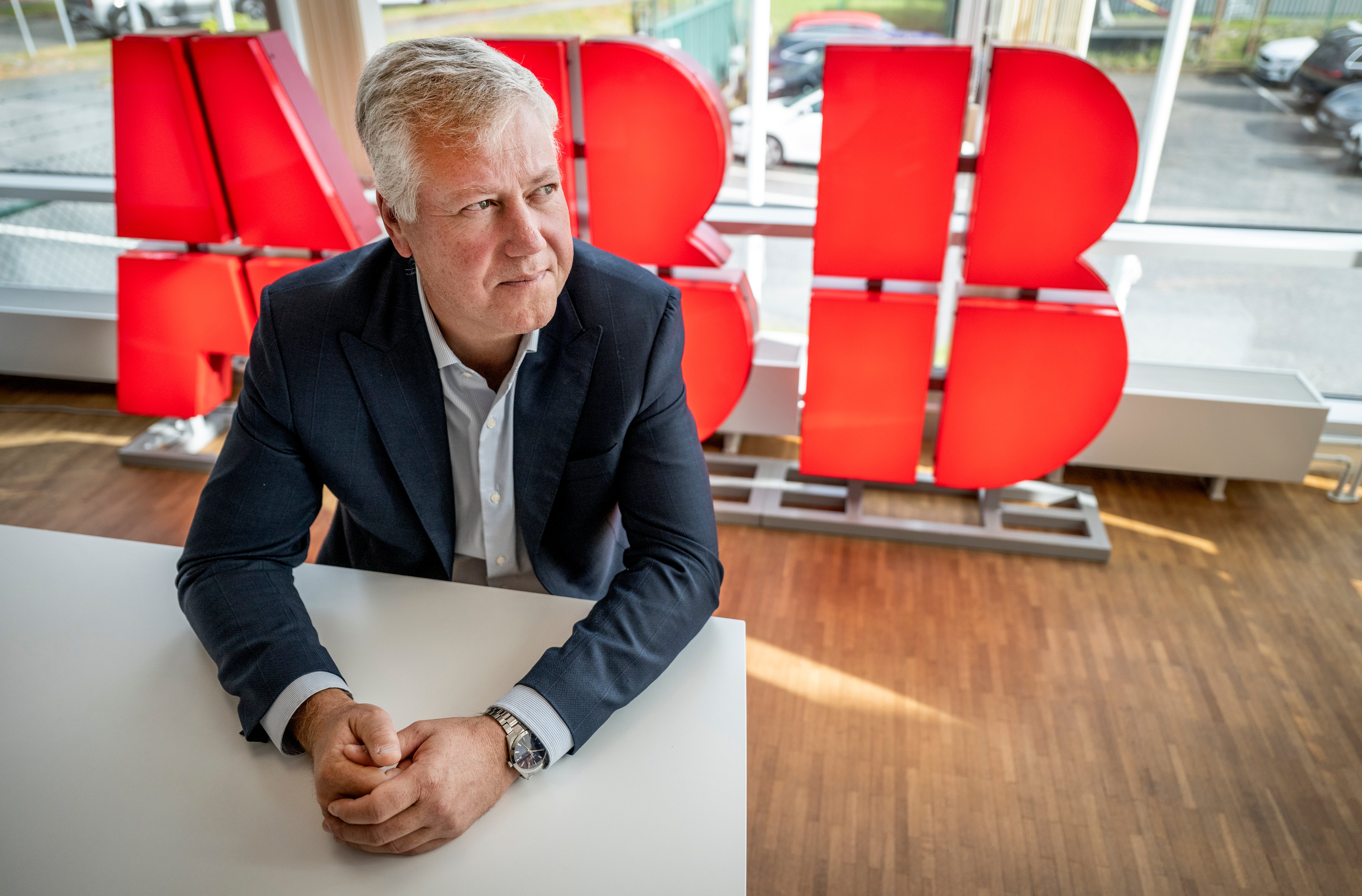 Nyckeldebatten i ABB: ”Stor hög med pengar” – kan köpa för 165 miljarder