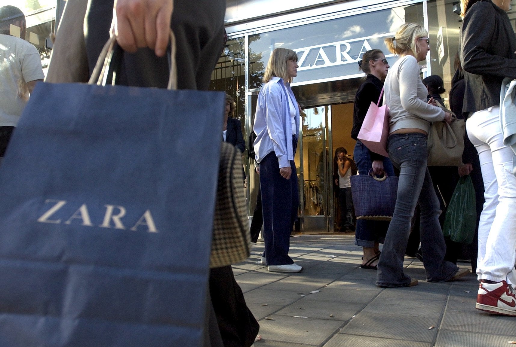 Spanska H&M-rivalen bjuder på extrautdelning