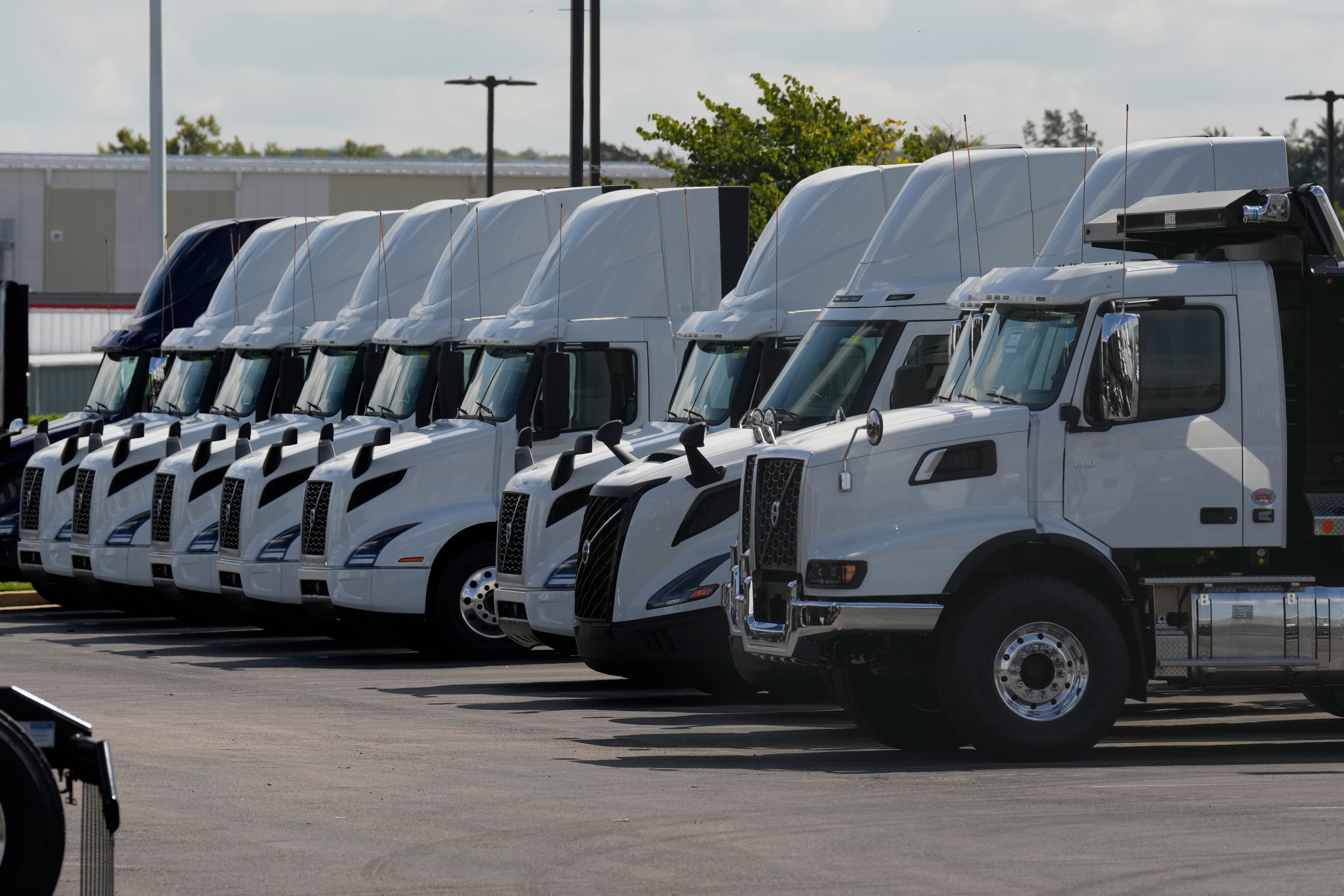 Storbank: För höga förväntningar på AB Volvo