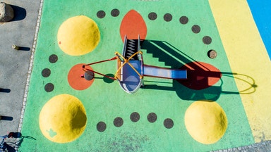 Låga födelsetal hotar ekonomin