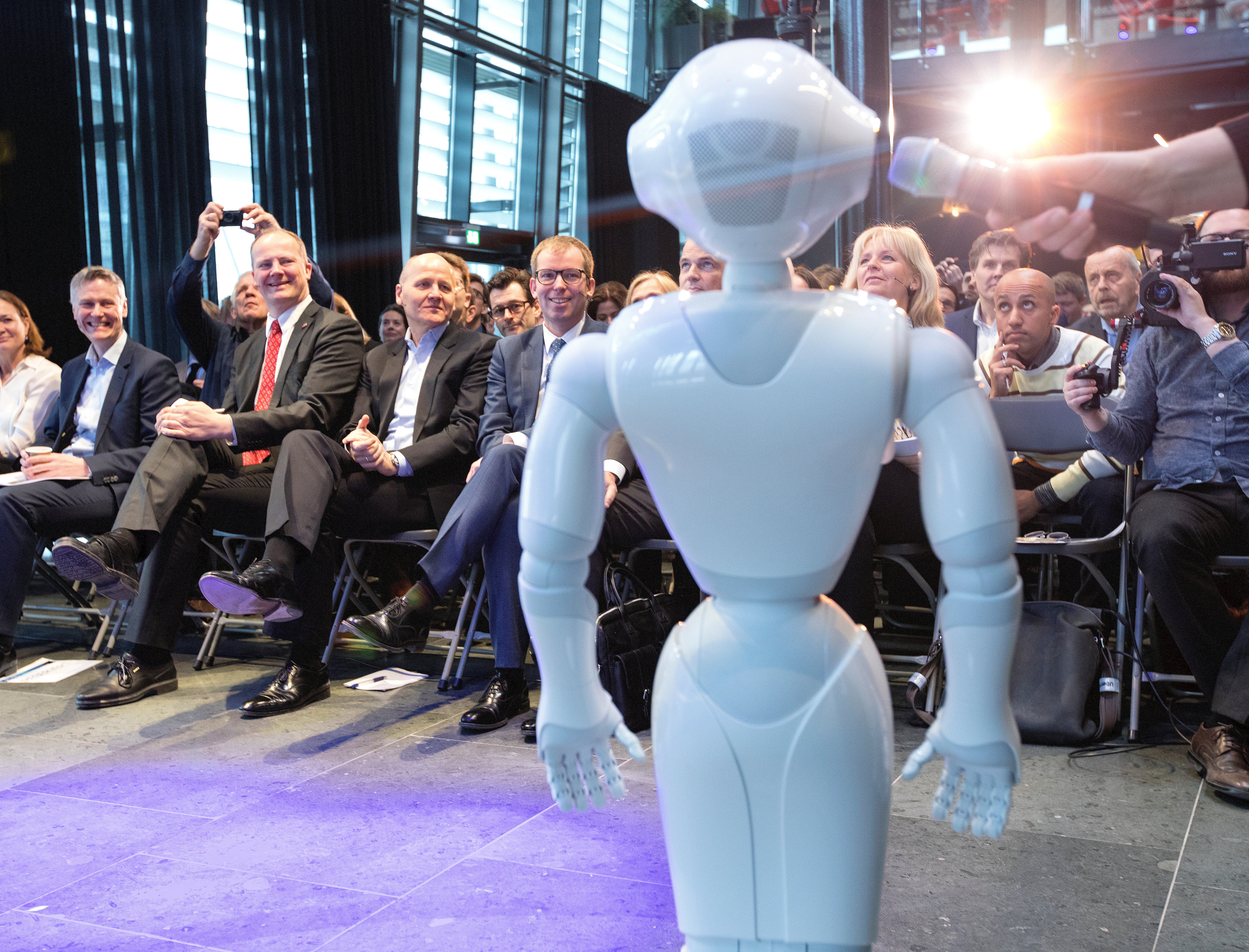 AI:s gudfader varnar – vill stoppa utvecklingen 