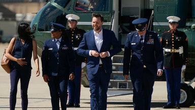 Vance landar i Schweiz för nya Iran-samtal