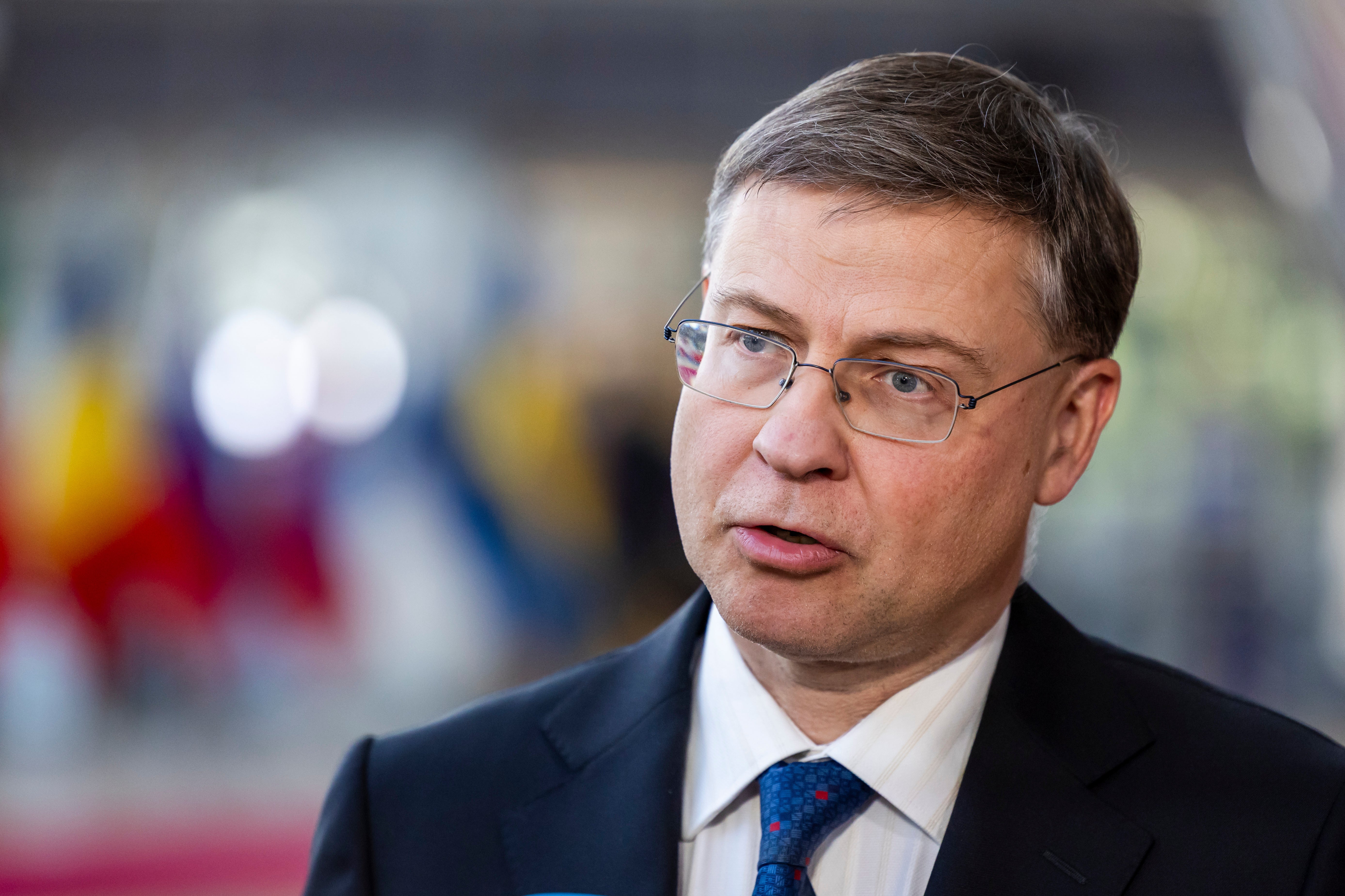 EU:s plan: 35 miljarder till Ukraina i juni