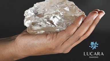 Diamantaktie rusar 35 procent efter större emission