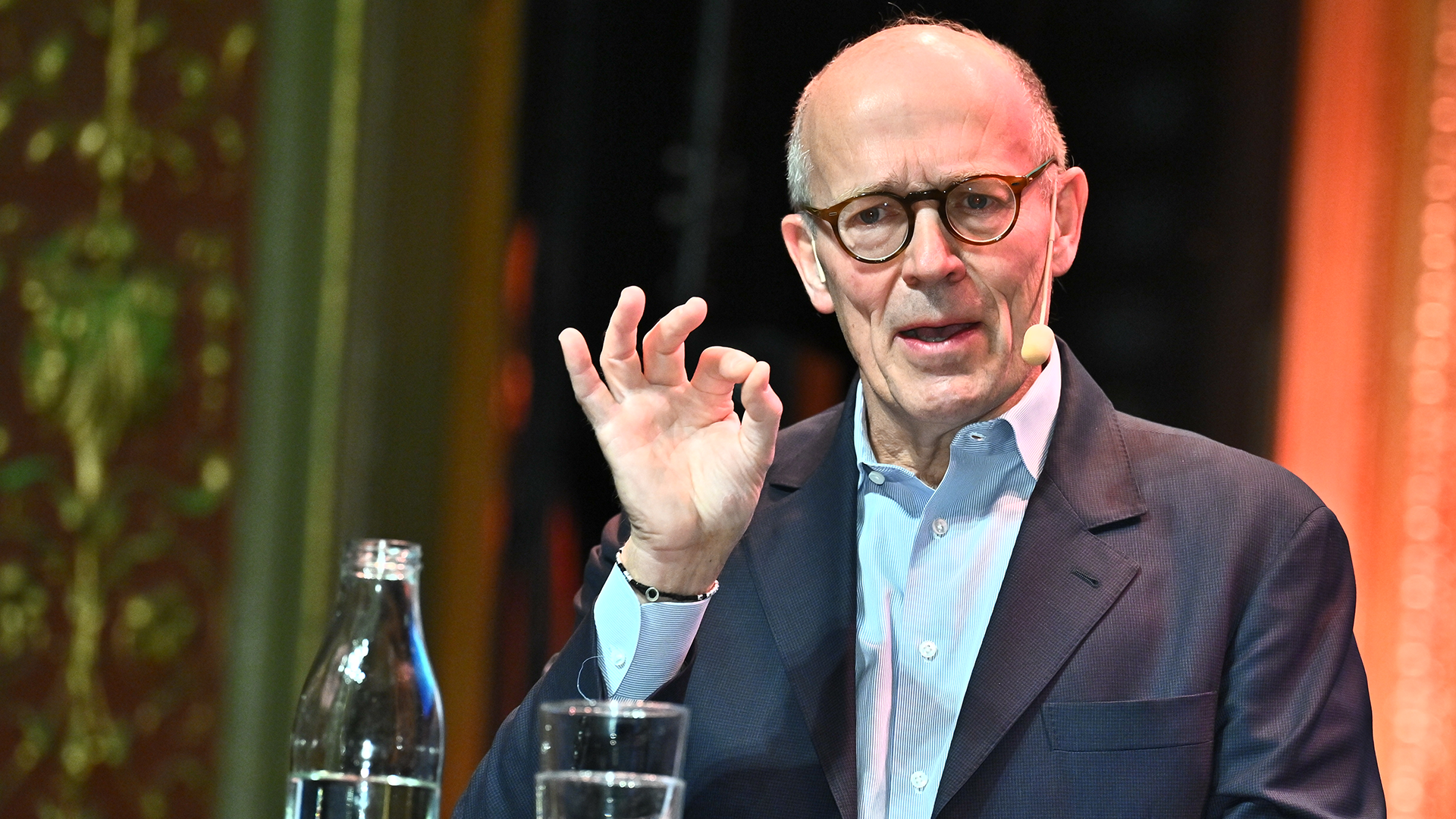 Harald Mix säljer allt efter kursraset i Röko