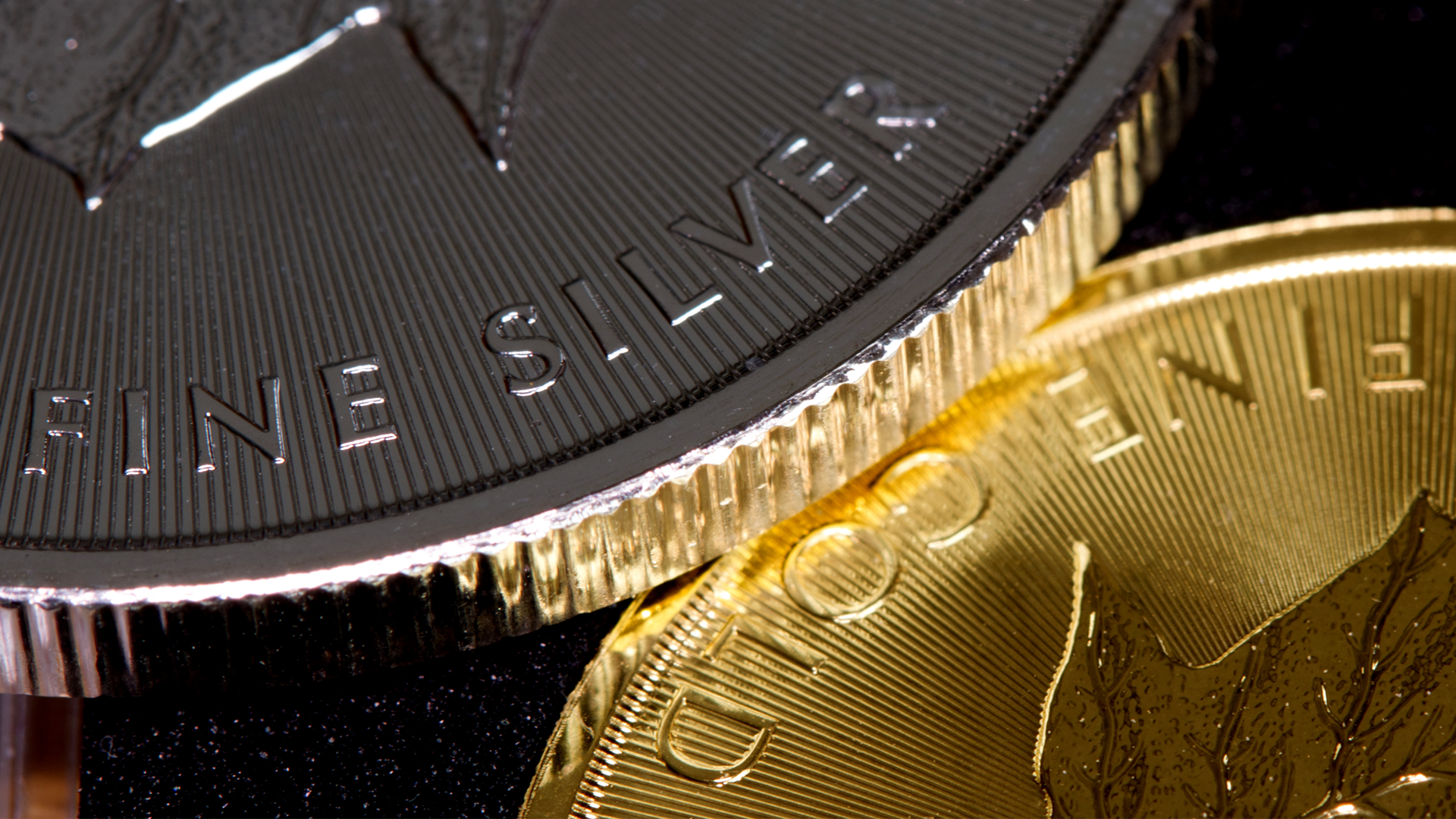 Bankjätten ser fortsatt uppsida i guld och silver