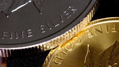 Bankjätten ser fortsatt uppsida i guld och silver