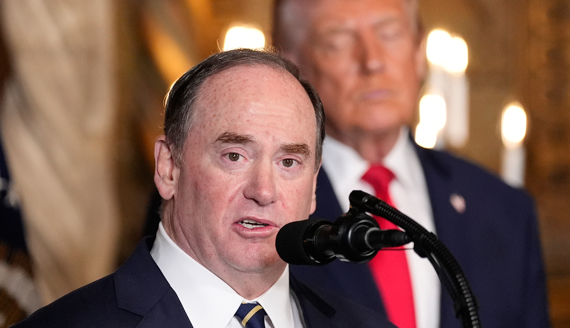 Pentagon sparkar marinminister – får lämna ”omedelbart”