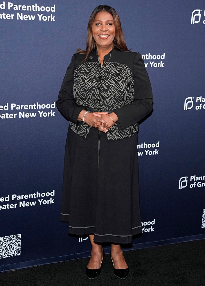 Åklagaren Letitia James i New York som fick Donald Trump fälld för bedrägerier är också måltavla för anklagelser.