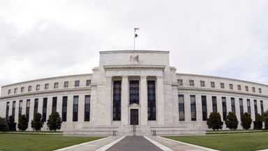 Fed-toppen: Ingen tydlig väg för räntan