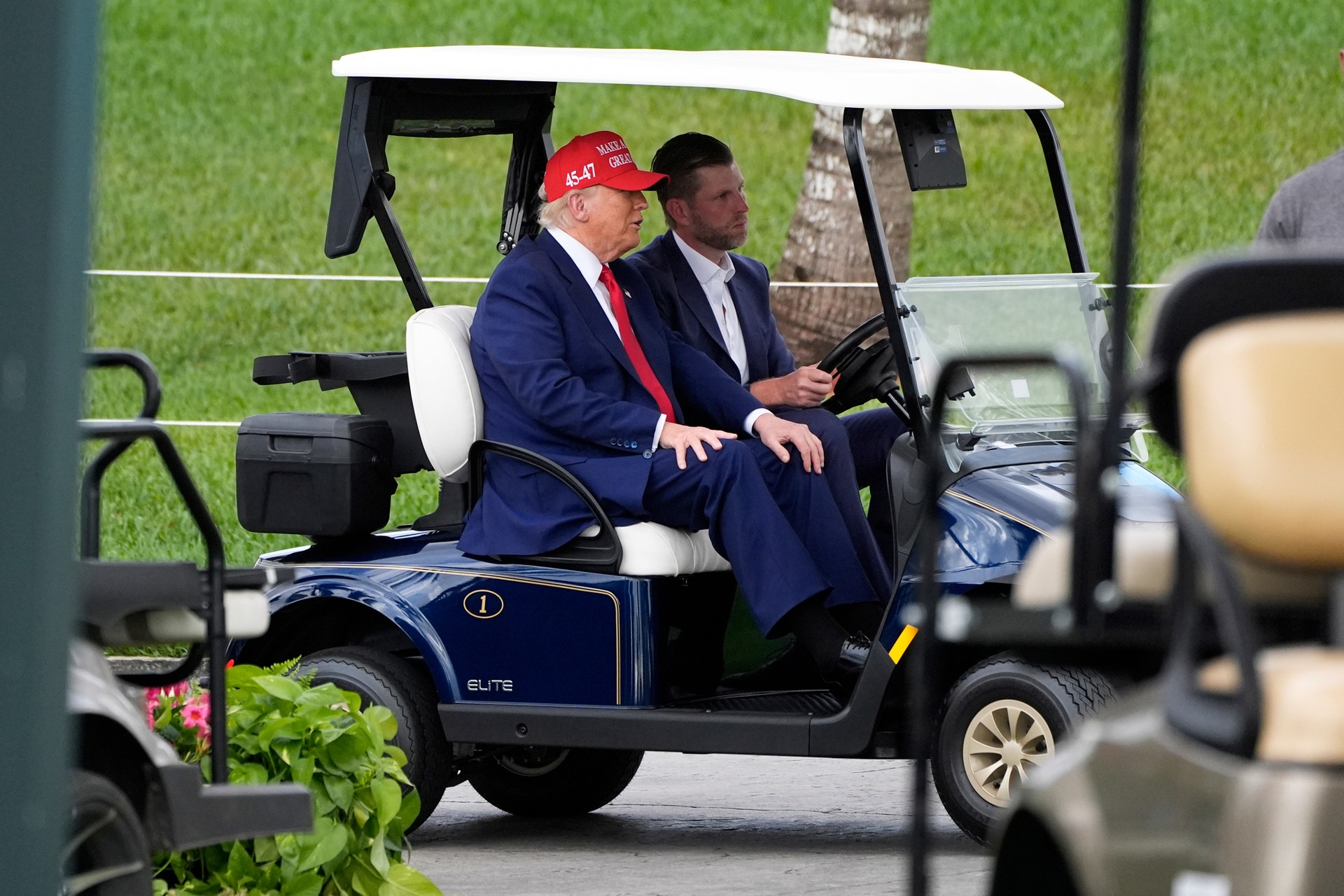 Trump golf