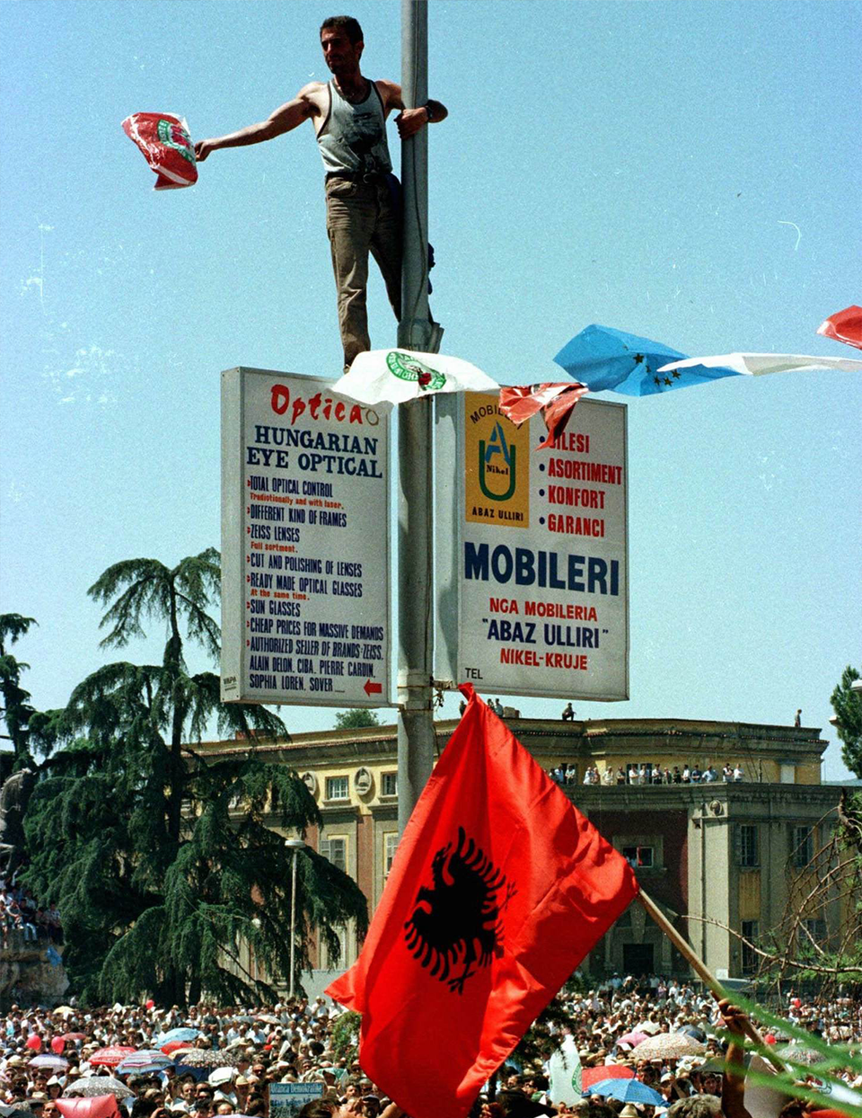 Valmöte i Tirana sommaren 1997, Albanien