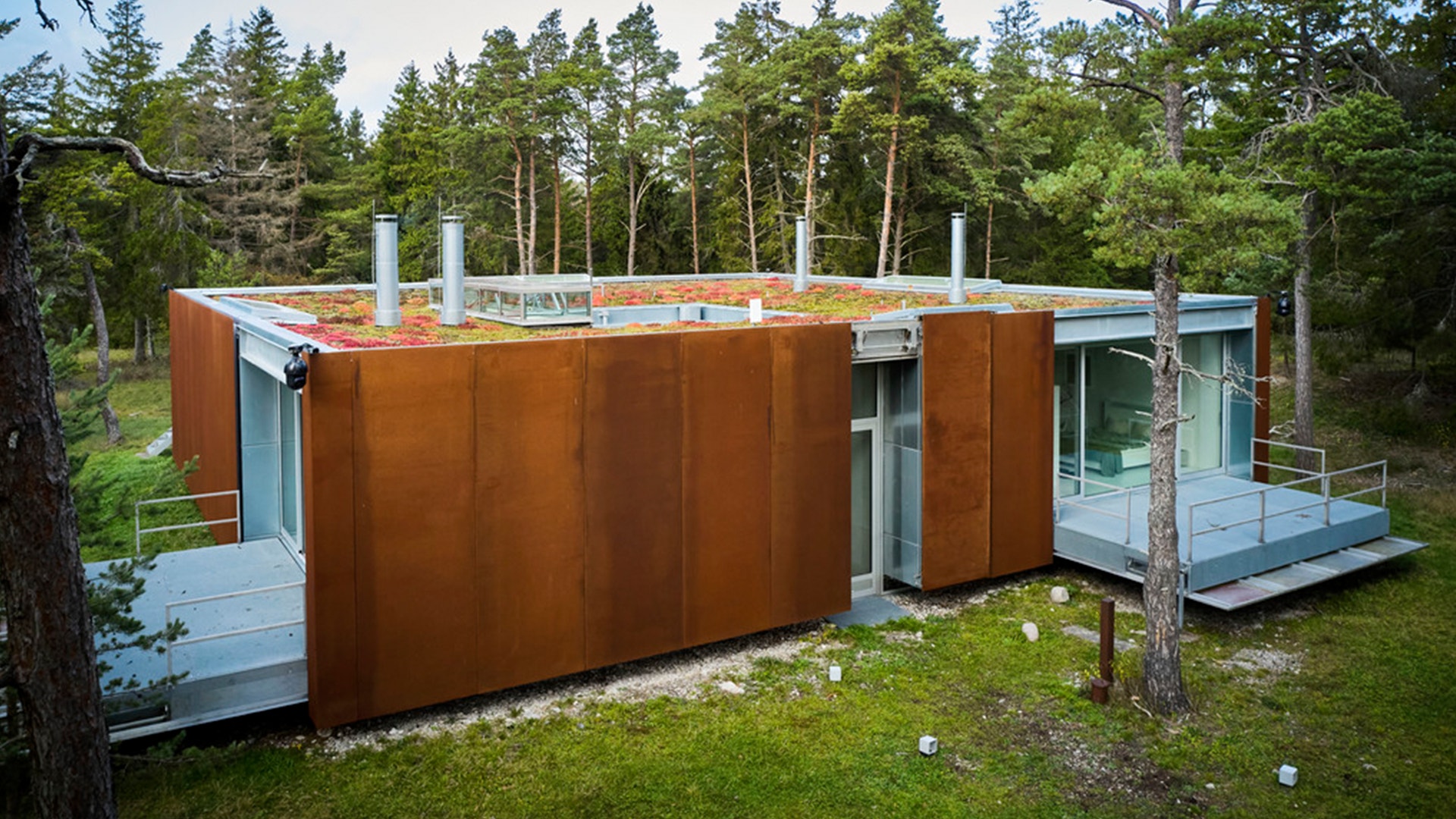 Rostiga kuben, Studio Furillen