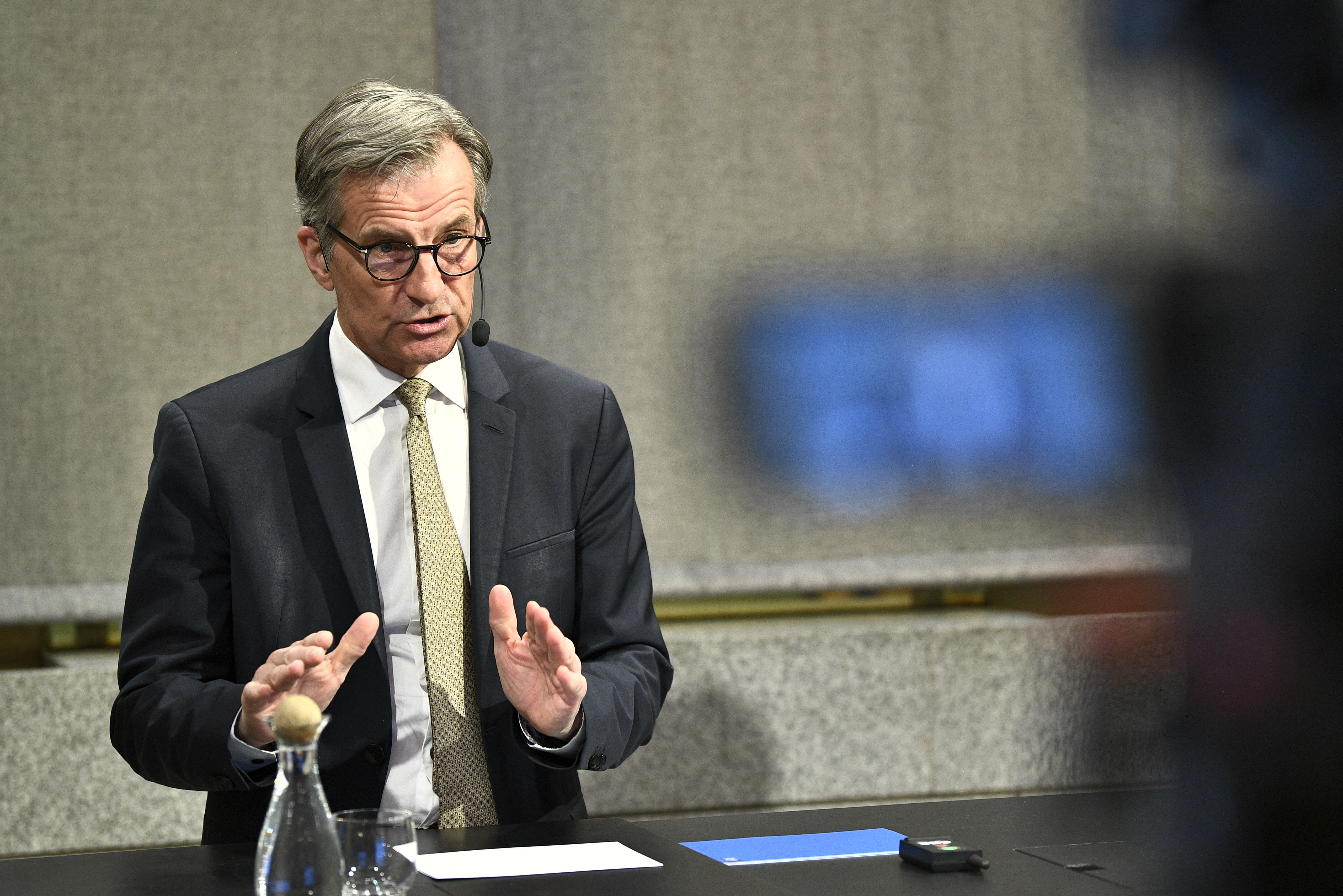 Erik Thedéen: ”Jag är relativt oroad”