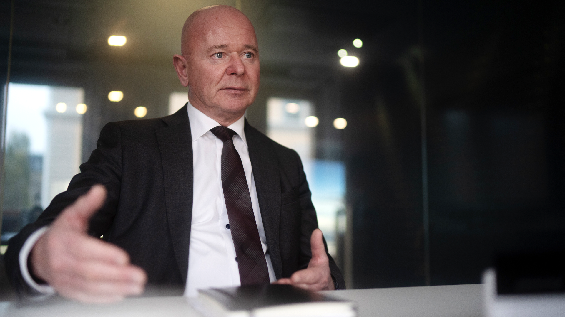 Bankjätten: Sälj Saab – ”ansträngd värdering”