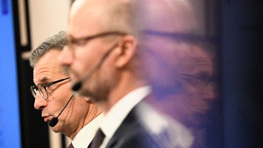 Räntehöjning nu – som att släcka en brand med bensin