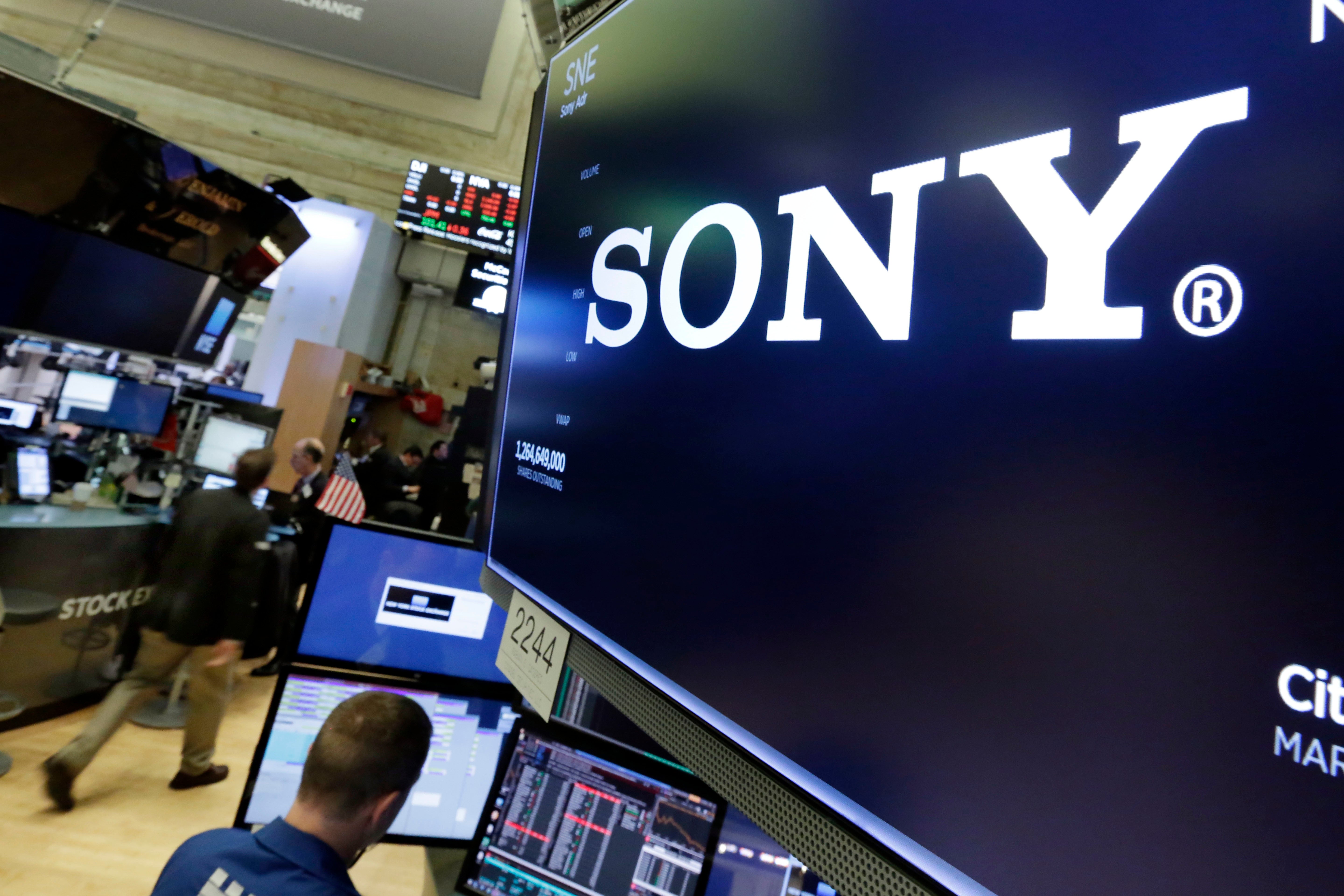 Sony stiger på stegrade återköp
