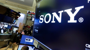Sony stiger på stegrade återköp